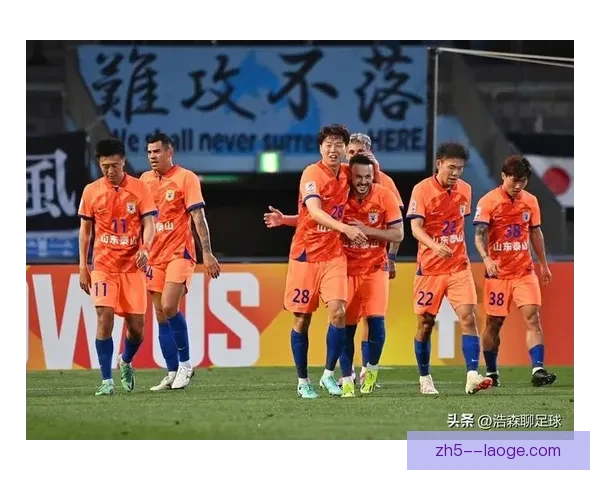 中超海港足球队奋勇拼搏目标高远争创辉煌未来 中超海港足球队奋勇拼搏目标高远争创辉煌未来